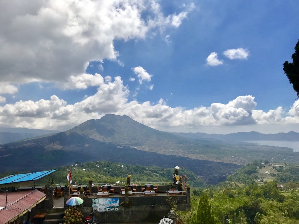 mount batur, fietstocht door de rijstvelden van Bali